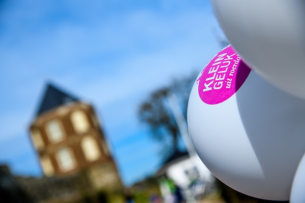 Ballon mit Klein Geluk Logo für Montfort Castle