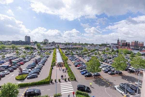 Premium parking Designer Outlet Roermond